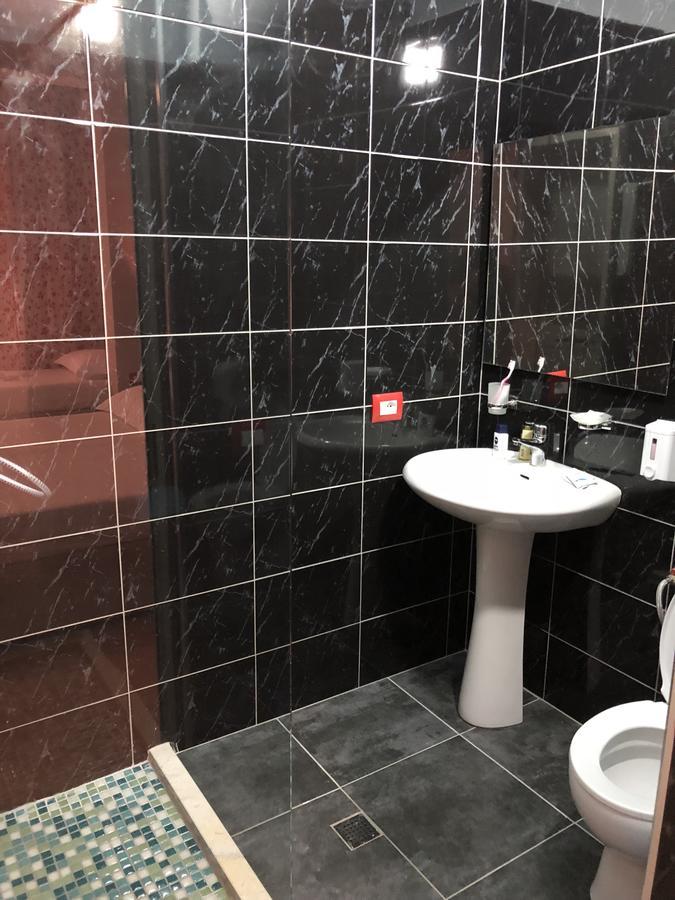 Inn Hotel Škalngur Exteriör bild