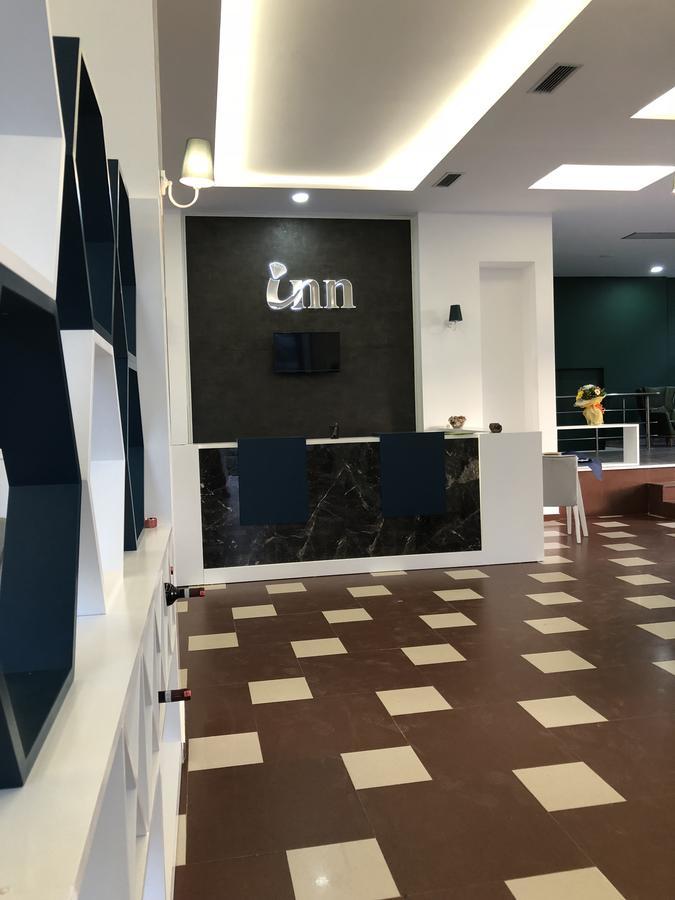 Inn Hotel Škalngur Exteriör bild