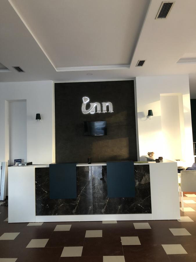 Inn Hotel Škalngur Exteriör bild