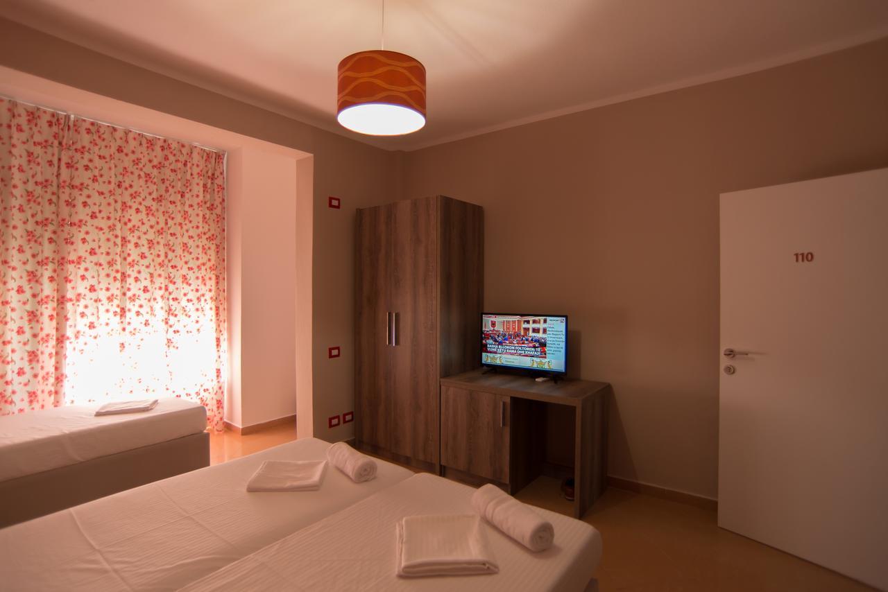 Inn Hotel Škalngur Exteriör bild