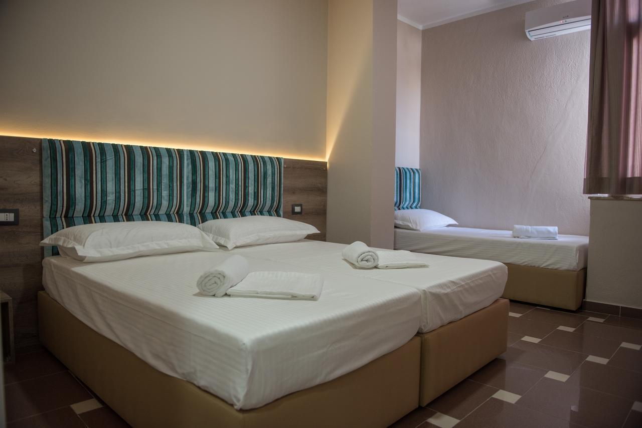 Inn Hotel Škalngur Exteriör bild